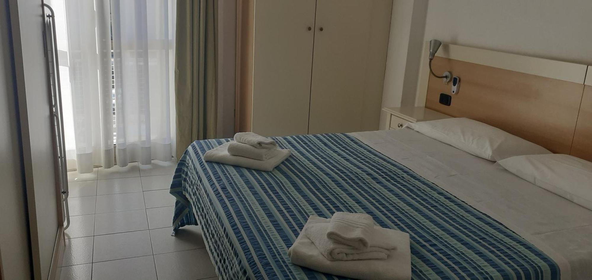 Hotel & Residence Stella Maris Pietra Ligure Εξωτερικό φωτογραφία